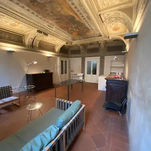 Apartment Intero Appartamento. San Giovanni Uno, Brescia