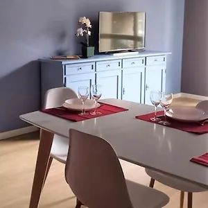 La Casa Di Anna, Trilocale Con Balcone E Garage Appartement