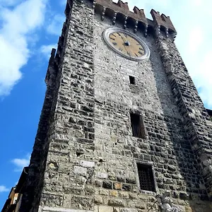 Inn Delle Mercanzie, Brescia