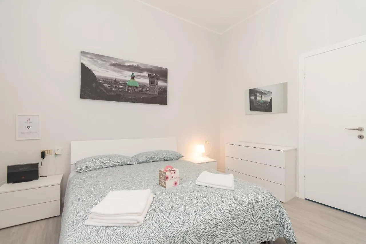 Appartamento Porta Pile - F&L Apartment Brescia 0*,  Italy